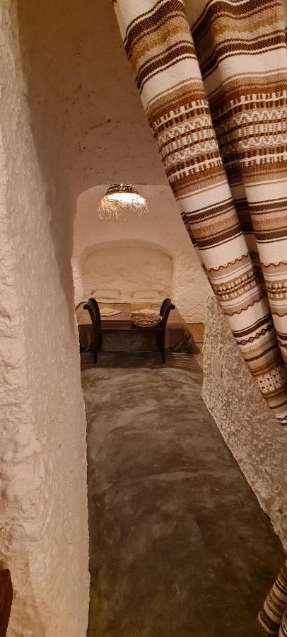 Cuevas Los Coloraos - El Bandido Villanueva de las Torres 外观 照片