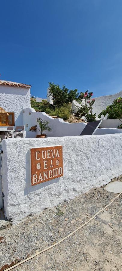 Cuevas Los Coloraos - El Bandido Villanueva de las Torres 外观 照片
